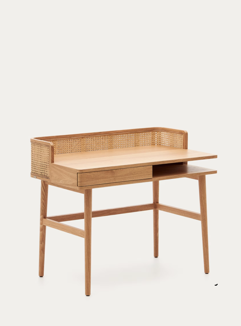 ARAXI TABLE